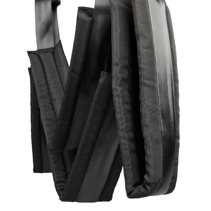 Leagan Erotic, Negru