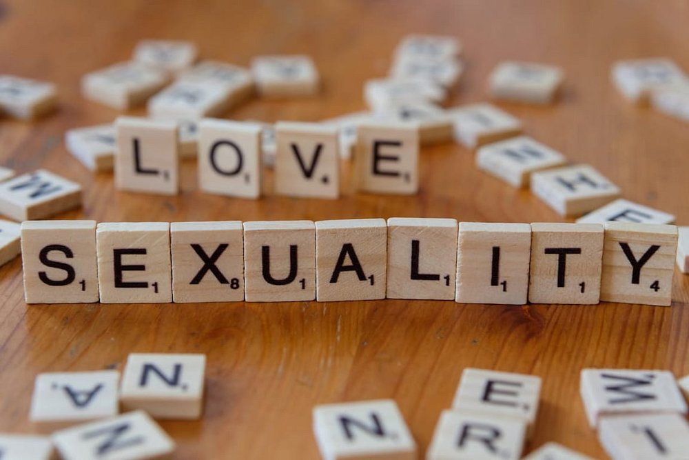 Ce este outercourse și cum îți poate schimba acest concept modul de abordare a intimității de cuplu?