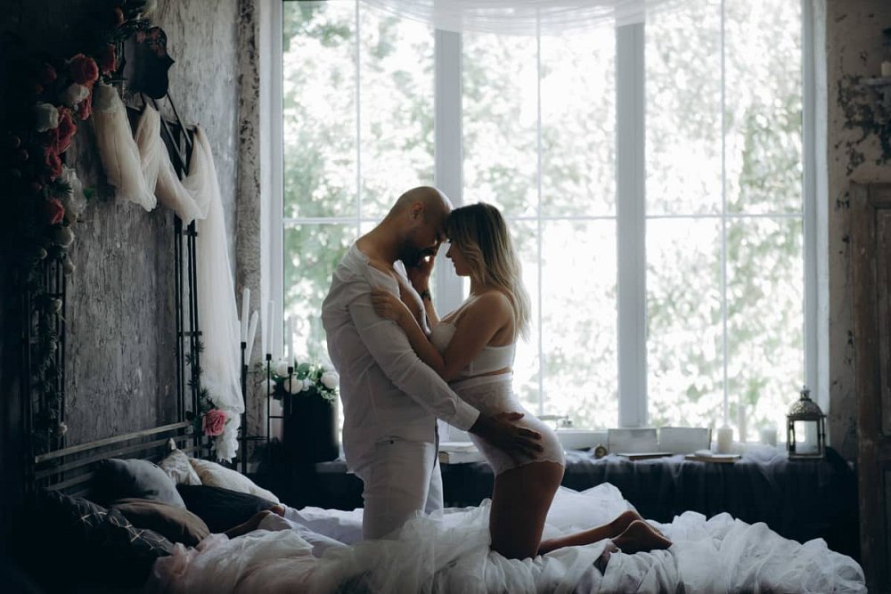 Poziții sexuale după naștere: cum reveniți de la postura de noi părinți la cea de iubiți